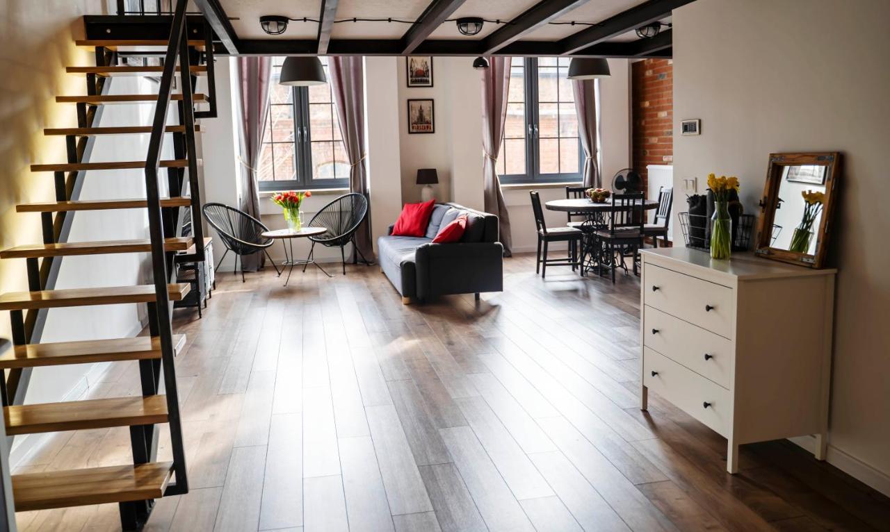 Redcity Loft Zyrardow Dış mekan fotoğraf